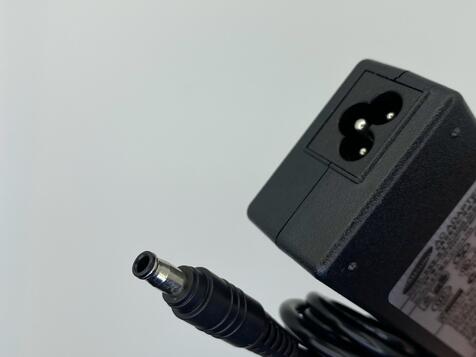 Блок питания для ноутбука Samsung 90W 19V 4.74A 5.5x3.0mm AD-9019 OEM - фото 4