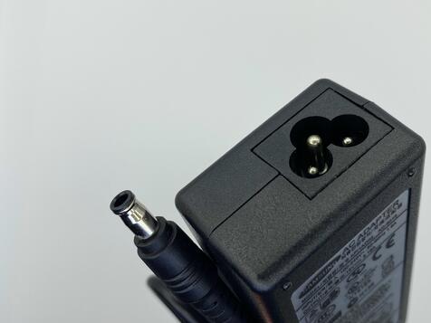 Блок питания для ноутбука Samsung 60W 19V 3.16A 5.5x3.0mm AD-6019 OEM - фото 4