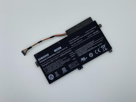 Аккумуляторная батарея для ноутбука Samsung AA-PBVN3AB 370R5E 11.1V Black 3780mAh OEM