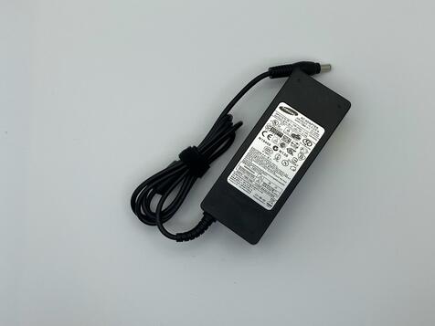 Блок питания для ноутбука Samsung 90W 19V 4.74A 5.5x3.0mm AD-9019N ОЕМ