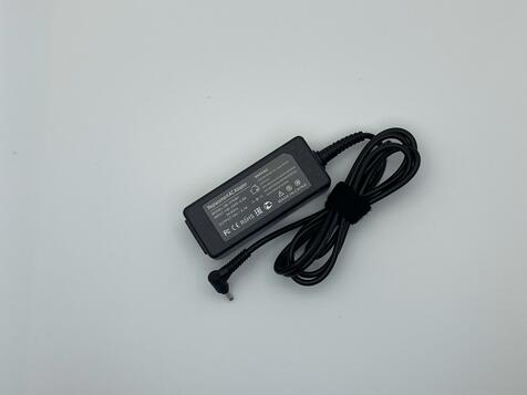 Блок питания для ноутбука Samsung 40W 19V 2.1A 3.0x1.0mm AD-4019W REPLACEMENT