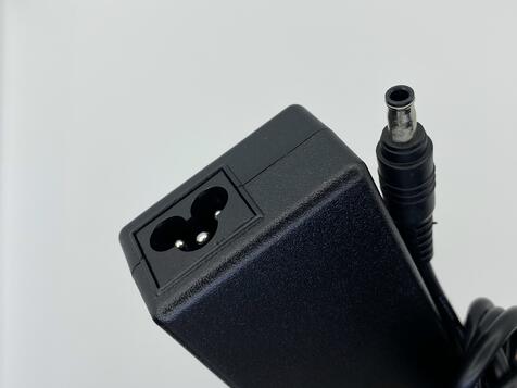 Блок питания для ноутбука Samsung 80W 19V 4.22A 5.5x3.0mm FPCAC33 ОЕМ - фото 4